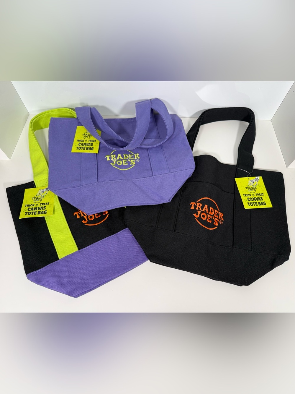 Trader Joe’s Trick-or-Treat Canvas Mini Tote Bags Set of 3 NWT Halloween